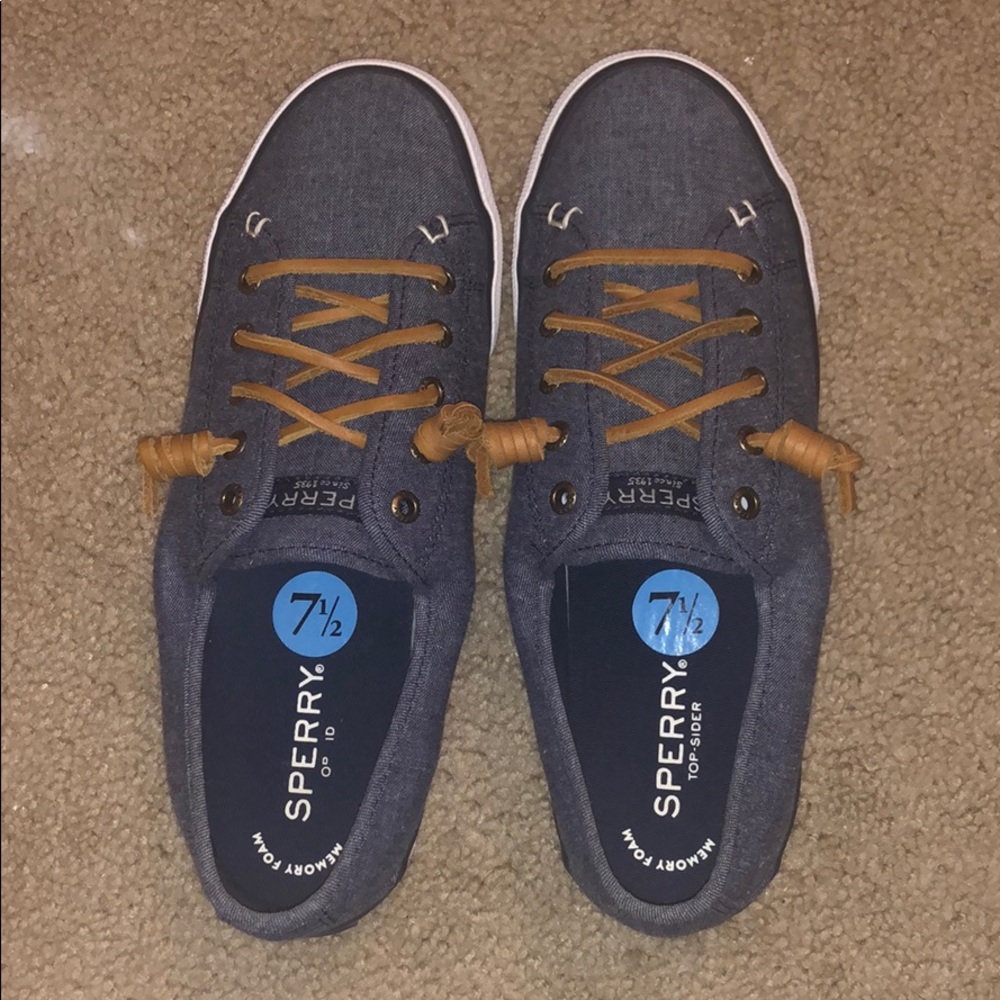 Sperry top sider memory foam slip on tennishoes